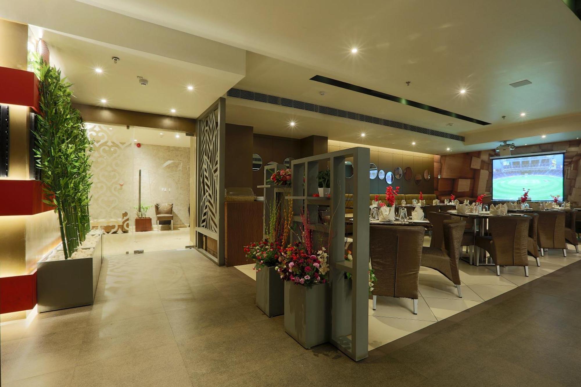 Hotel Prithvi Palace Igi Airport Delhi นิวเดลี ภายนอก รูปภาพ