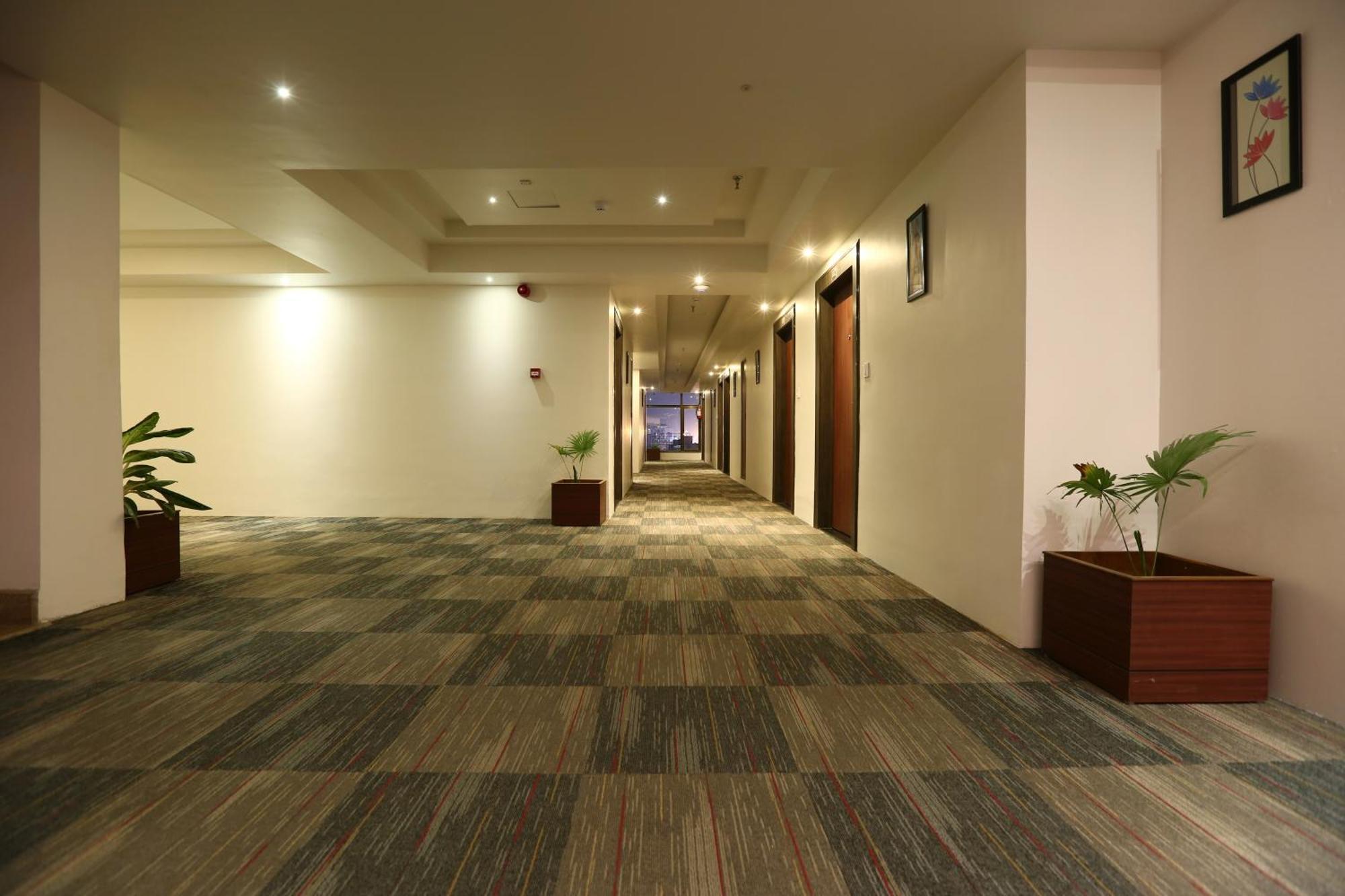 Hotel Prithvi Palace Igi Airport Delhi นิวเดลี ภายนอก รูปภาพ