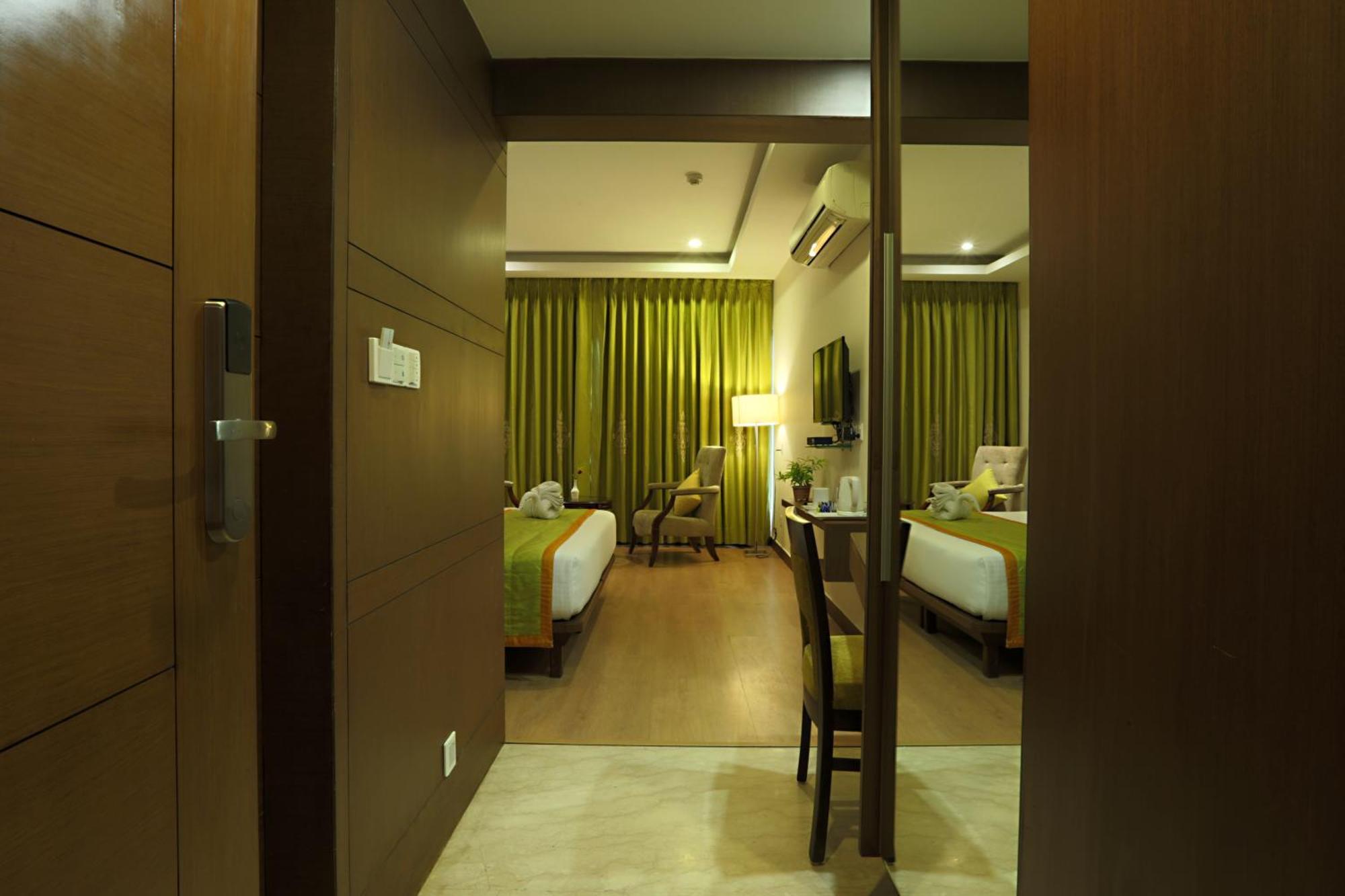 Hotel Prithvi Palace Igi Airport Delhi นิวเดลี ภายนอก รูปภาพ